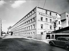 REHAU: 60 лет истории, 50 лет опыта экструзии оконных профилей 11 лет опыта работы в Украине 1